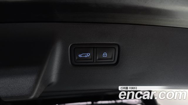Hyundai Santafe 2025 — photo 27