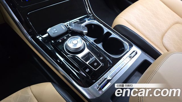 Kia Canival 2022 — photo 9