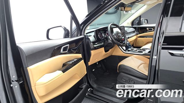 Kia Canival 2022 — photo 10