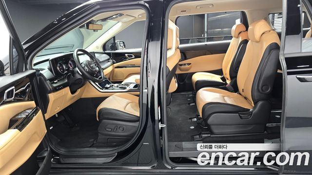 Kia Canival 2022 — photo 11