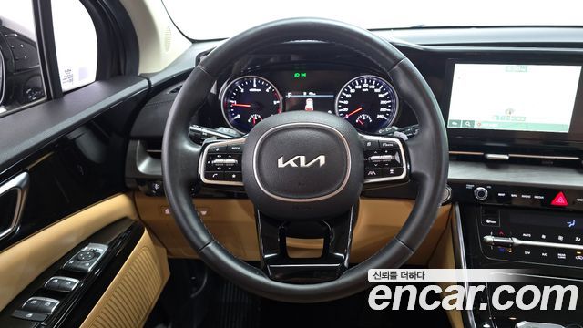 Kia Canival 2022 — photo 12