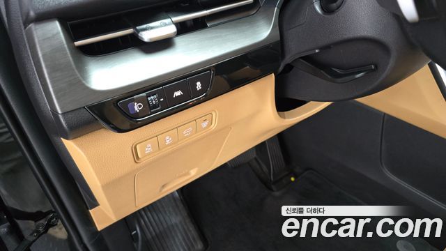 Kia Canival 2022 — photo 20