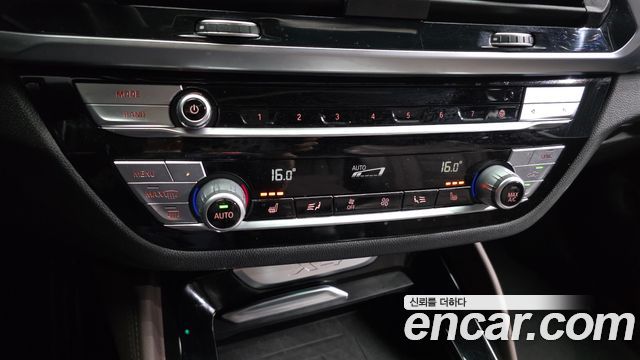BMW X4 2020 — photo 29