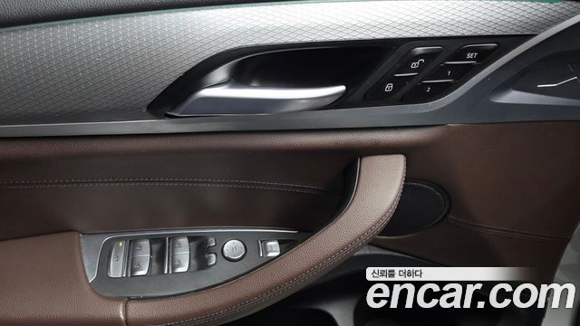 BMW X4 2020 — photo 30