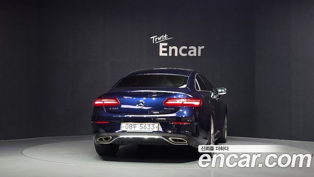 Mercedes-Benz E-Class 2017 — photo 4