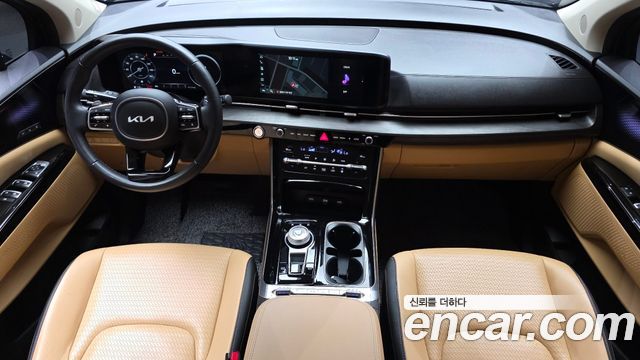 Kia Canival 2023 — photo 10