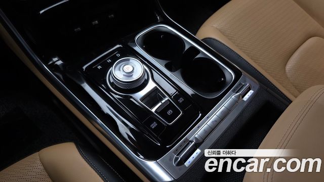 Kia Canival 2023 — photo 12