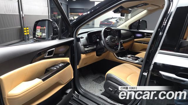 Kia Canival 2023 — photo 13