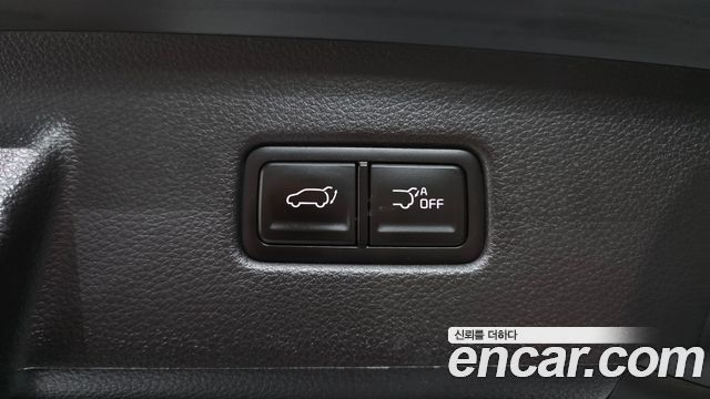 Kia Canival 2023 — photo 33