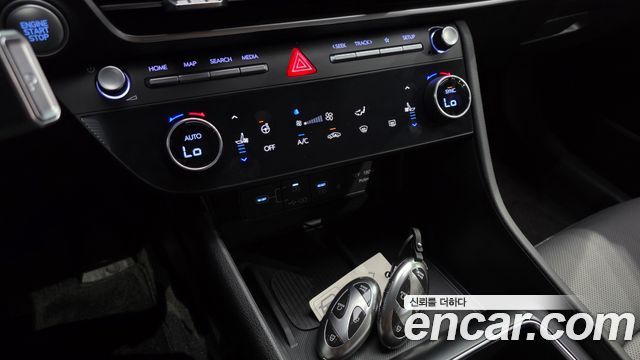 Hyundai Sonata 2024 — photo 31