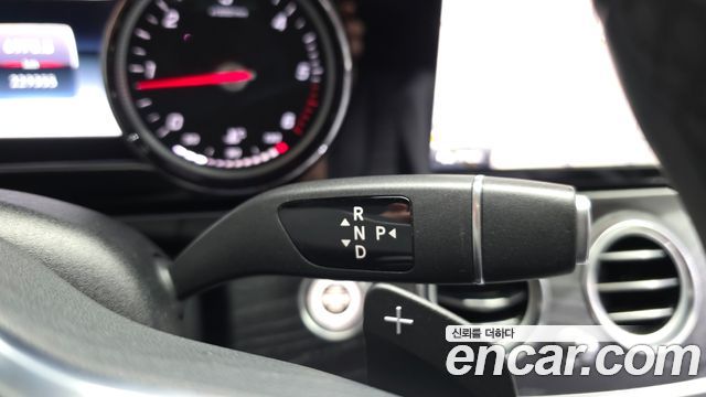 Mercedes-Benz E-Class 2019 — photo 9