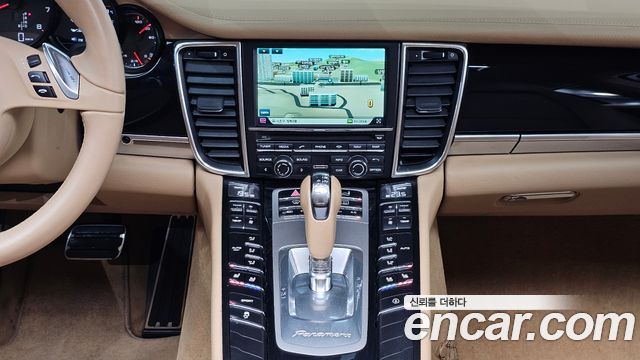 Porsche Panamera 2014 — photo 14