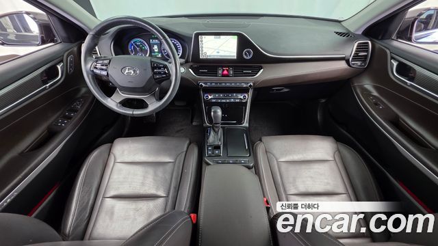 Hyundai Grandeur 2018 — photo 10