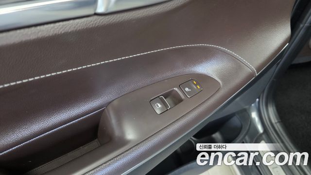 Hyundai Grandeur 2018 — photo 25