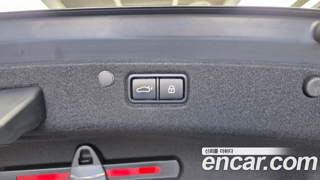 Hyundai Grandeur 2018 — photo 26