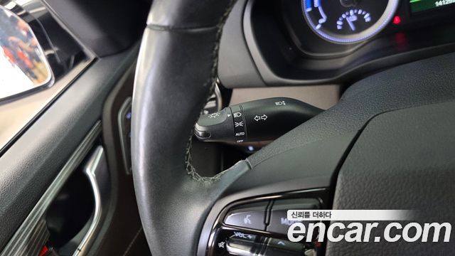 Hyundai Grandeur 2018 — photo 29