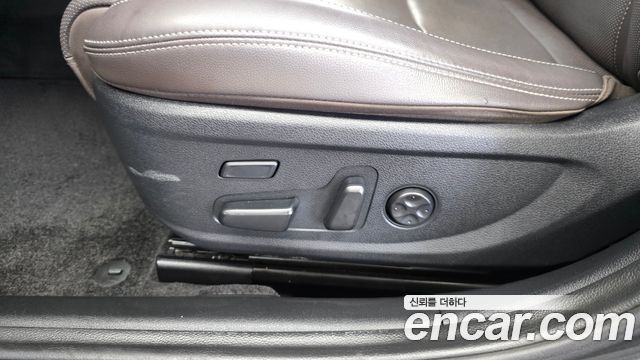 Hyundai Grandeur 2018 — photo 31