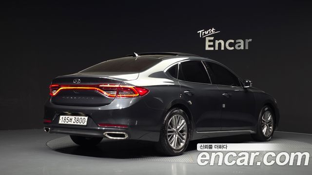 Hyundai Grandeur 2018 — photo 2
