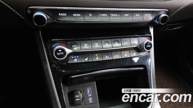 Hyundai Grandeur 2018 — photo 16