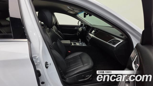 Genesis G80 2018 — photo 10