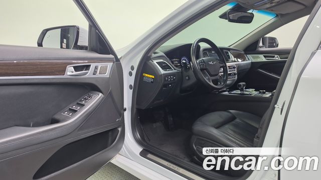 Genesis G80 2018 — photo 12
