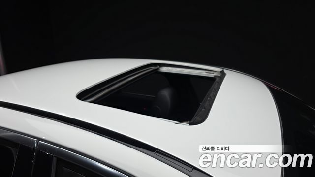 Mercedes-Benz E-Class 2022 — photo 27