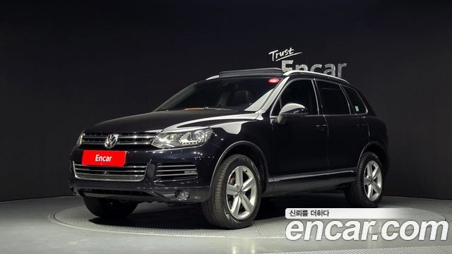 Volkswagen Touareg 2014 — photo 1