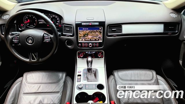 Volkswagen Touareg 2014 — photo 7