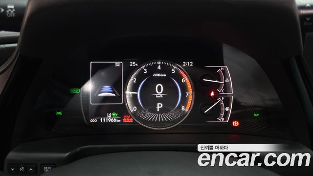 Lexus ES 2022 — photo 11
