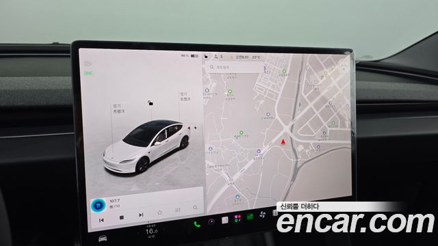 Tesla Model 3 2026 — photo 13