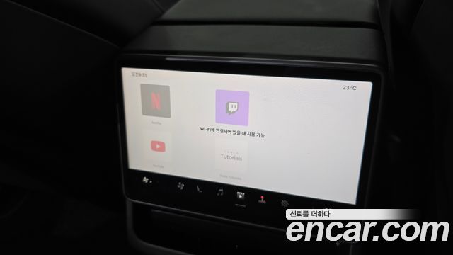 Tesla Model 3 2026 — photo 20