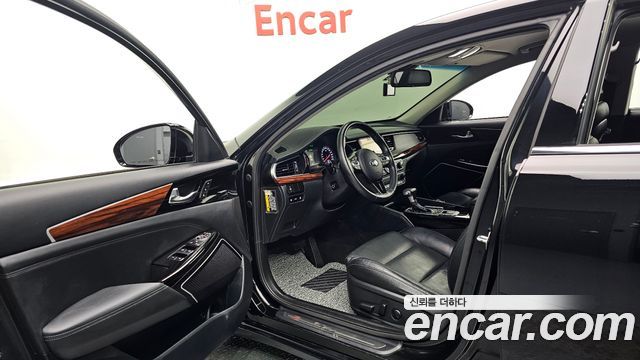 Kia K7 2017 — photo 13