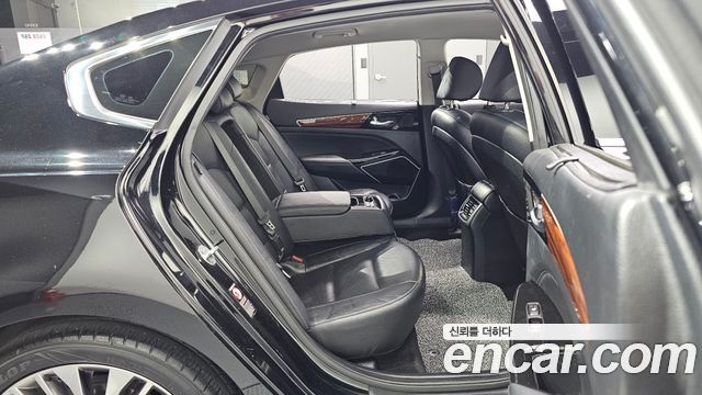 Kia K7 2017 — photo 17