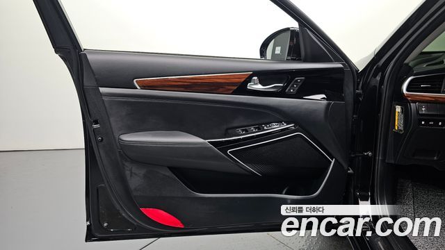 Kia K7 2017 — photo 14
