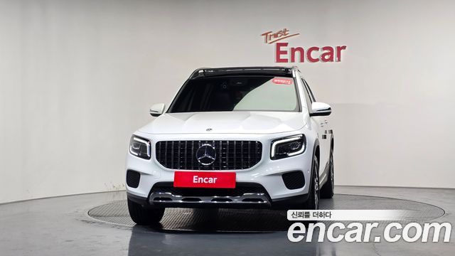 Mercedes-Benz GLB-Class 2021 — photo 3
