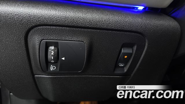 Renault Korea SM6 2016 — photo 25