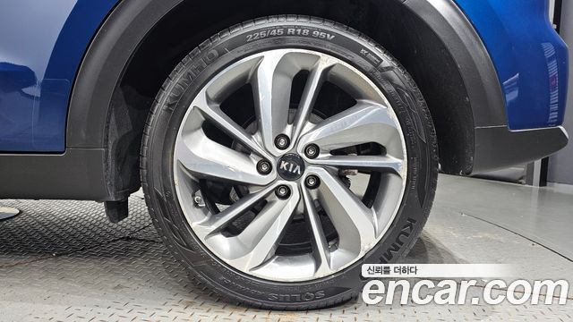 Kia Niro 2018 — photo 7