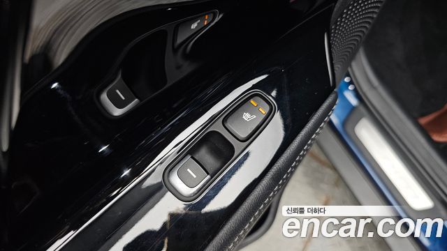 Kia Niro 2018 — photo 28