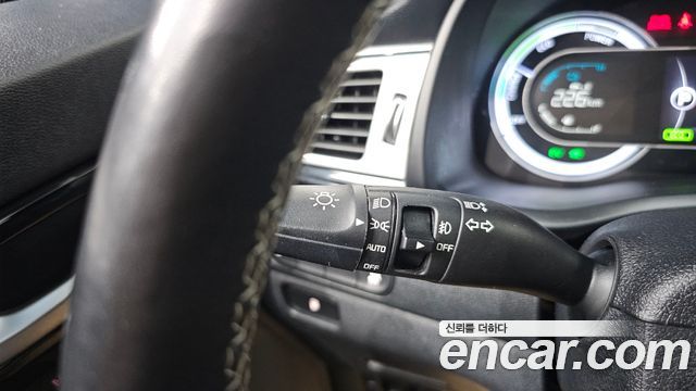 Kia Niro 2018 — photo 30