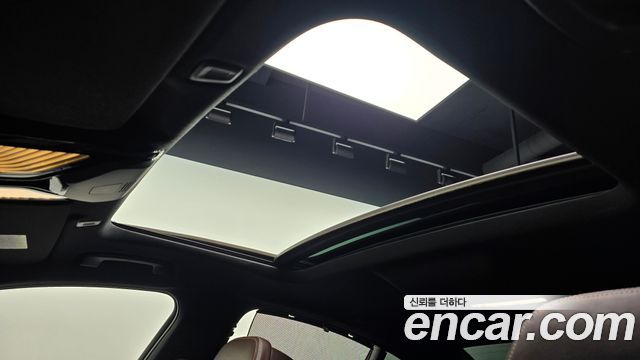 BMW 5-Series 2020 — photo 24