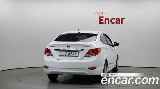 Hyundai Accent 2014 — photo 4