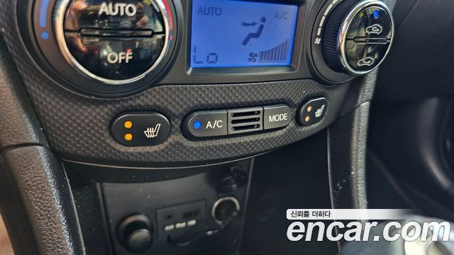 Hyundai Accent 2014 — photo 18