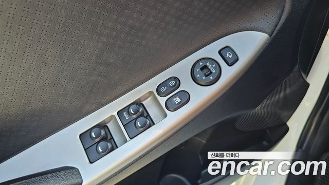 Hyundai Accent 2014 — photo 27