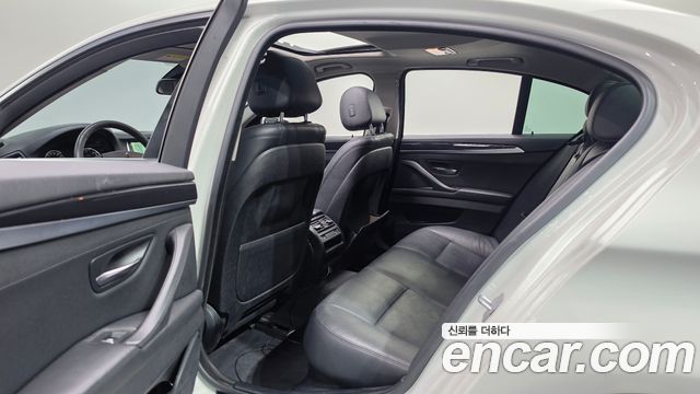 BMW 5-Series 2014 — photo 11
