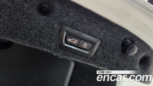 BMW 5-Series 2014 — photo 16