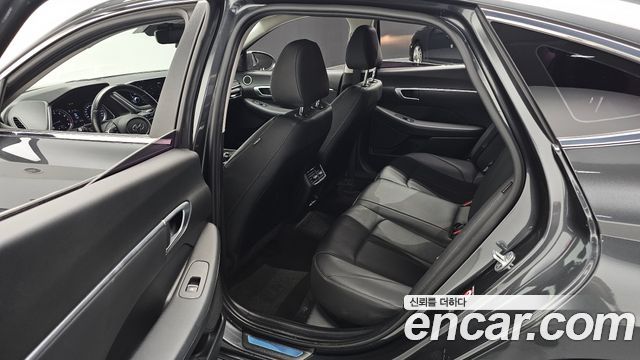 Hyundai Sonata 2020 — photo 12
