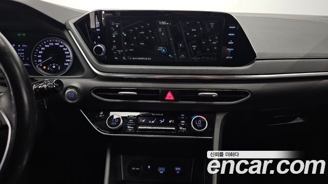 Hyundai Sonata 2020 — photo 14