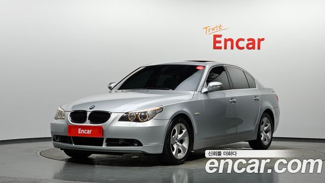 BMW 5-Series 2004 — photo 1