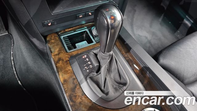 BMW 5-Series 2004 — photo 9