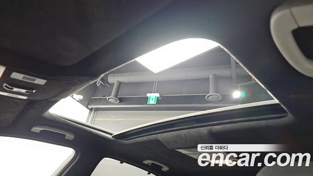BMW 5-Series 2004 — photo 14